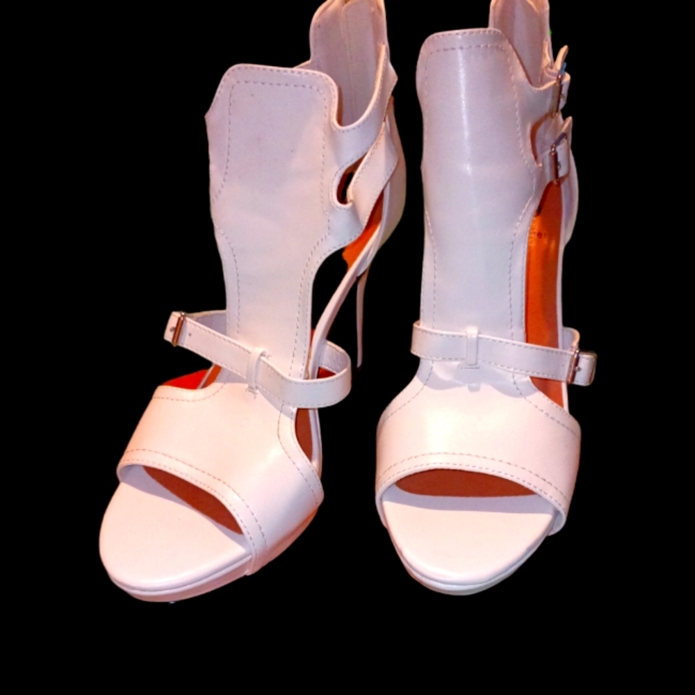 8.5 daisy fuentes